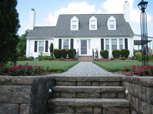 202 Buena Vista Ave, Stuart, VA 24171