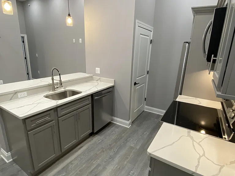 414 S Conkling St #6 — Photo 6