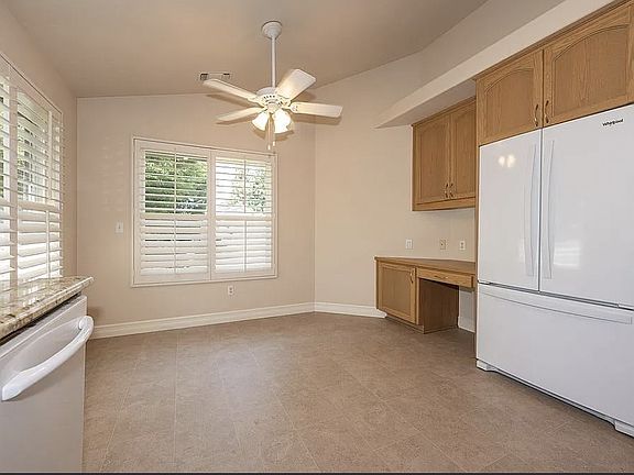 5th image of 609 Summerwood Dr