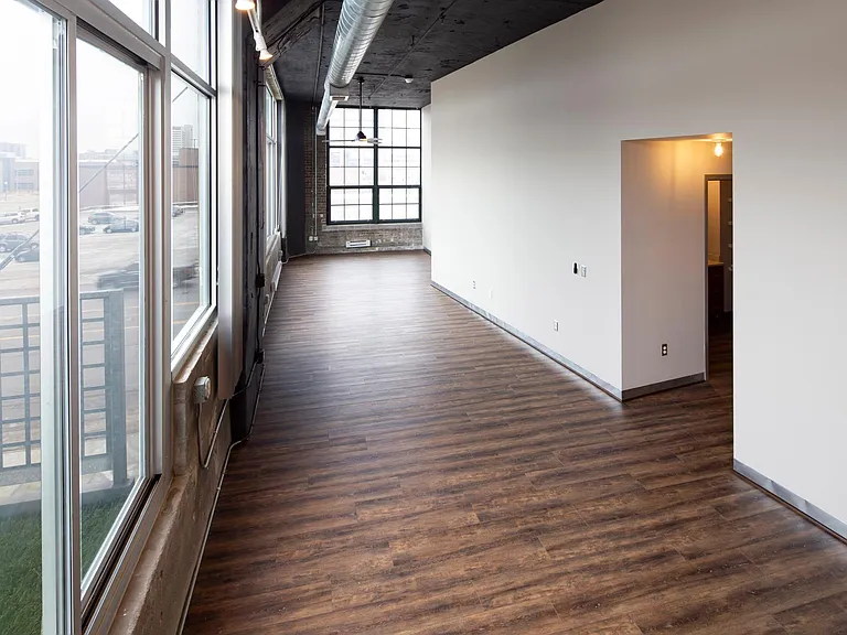 TipTop Apartments — Photo 105