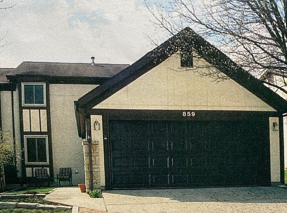 1st image of 859 Tamara Dr N