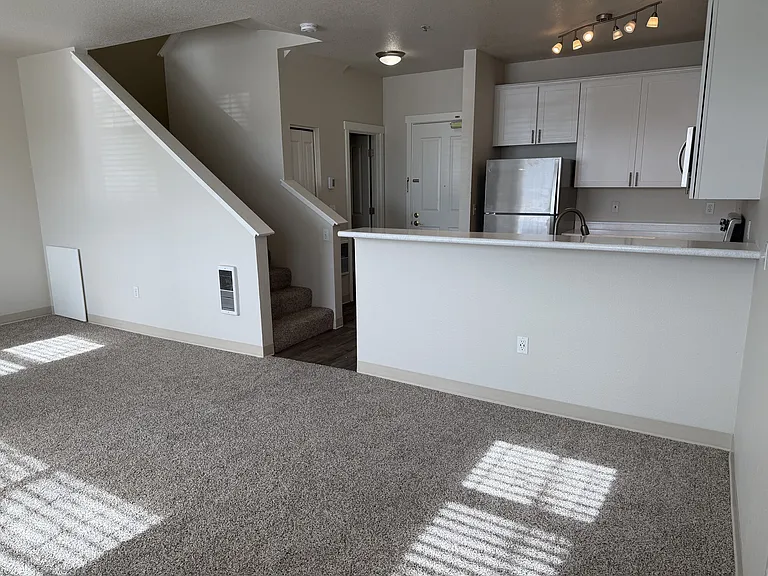 Chinook Way Apartments — Photo 6