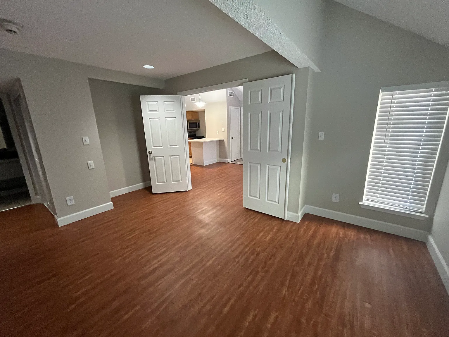 1 bed, 779 sqft, $900 — Photo 4