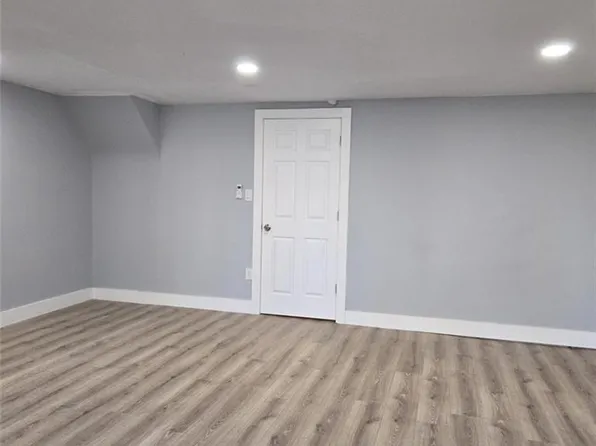 2713 Avenue Y image 12 of 21