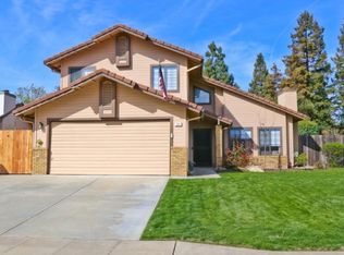 344 McKelvy Ave, Clovis, CA