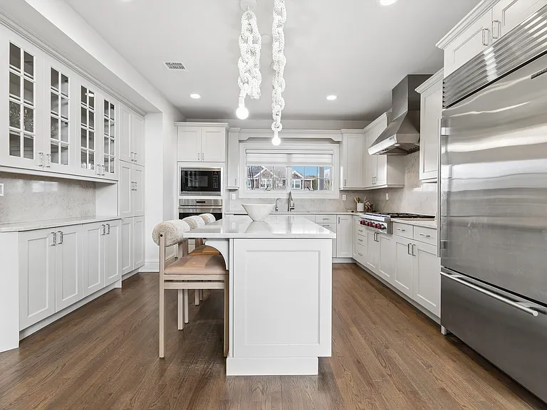 22 Summer Dr — Photo 12
