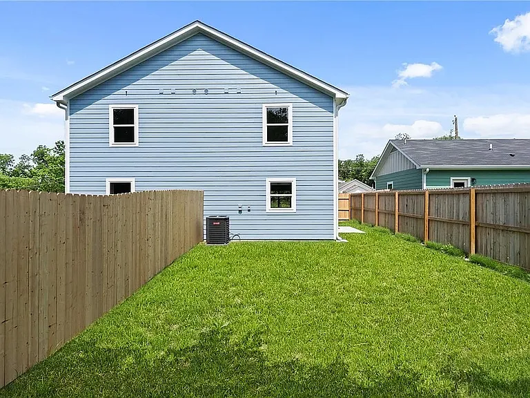 1407 Martin Luther King Jr Ln #A — Photo 7