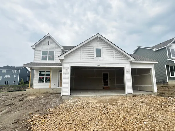 668 Sierra Pkwy, Waconia, MN 55387