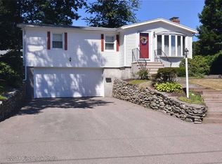 115 Viceroy Rd, Warwick, RI 02886