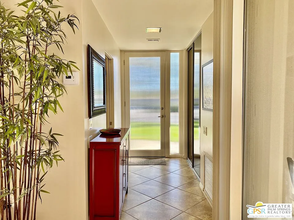 2 bed, 2.0 bath, 1545 sqft, $7,000 — Photo 2