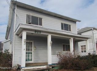 923 Shoemaker Ave, Wyoming, PA