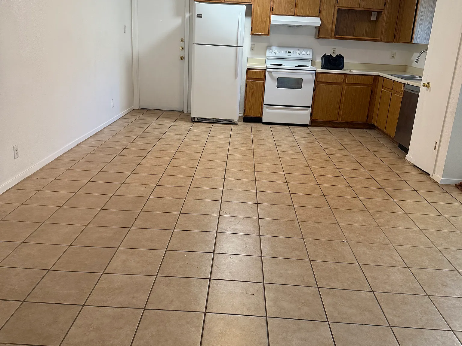 11719 Capotillo — Photo 2