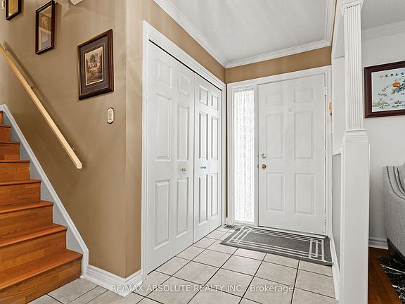 4th image of 260 Allan Dr