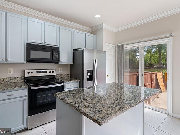 4th image of 9962 Morristown Pl