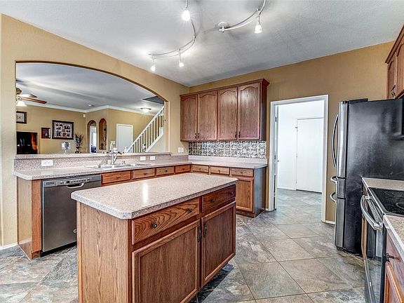 5th image of 7008 Misty Meadow Ln