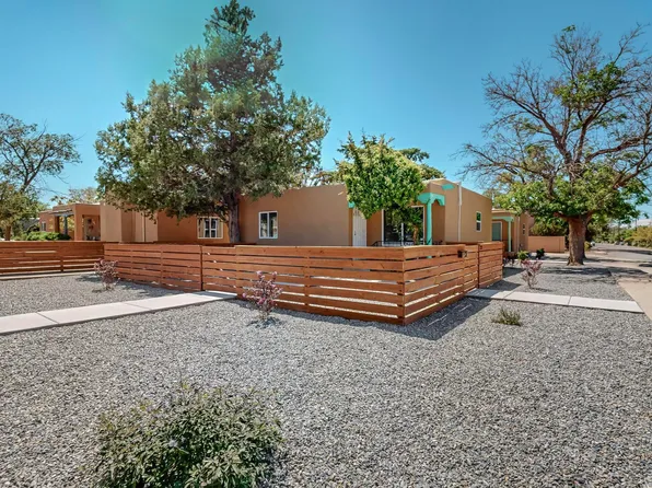 221 Quincy St NE, Albuquerque, NM 87108