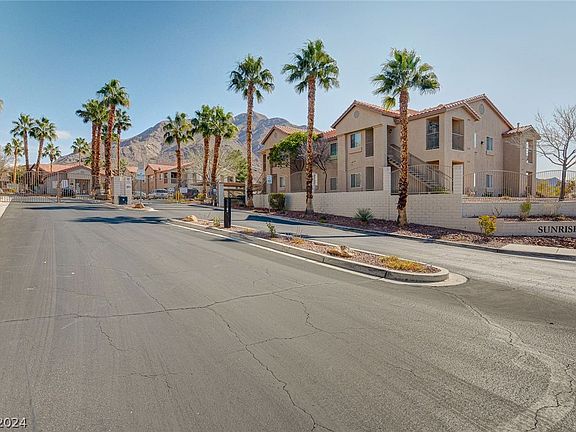 3rd image of 2110 Los Feliz St Unit 1084