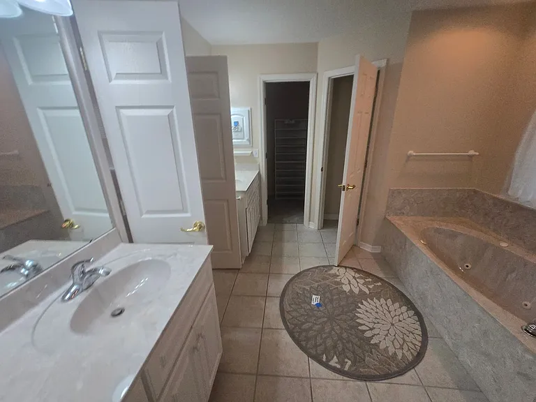 436 SE 4th Ave — Photo 42