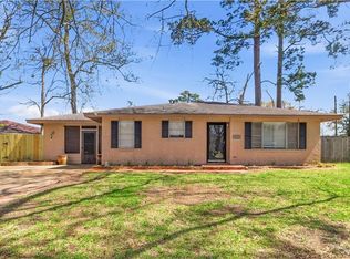 5647 W Circle Dr, Alexandria, LA 71301