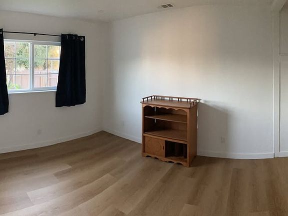 2nd image of 272 Ketchum Dr