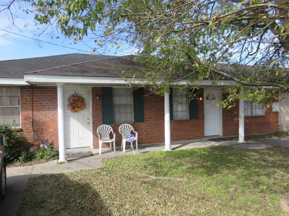 2000 Lena Dr, Chalmette, LA