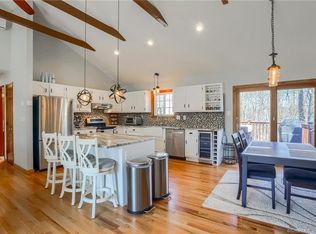 3 Diana Dr, New Fairfield, CT 06812