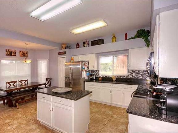 4th image of 11008 Sailbrooke Dr