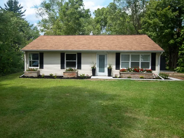 2311 Fairfield Rd, Portage, MI 49002