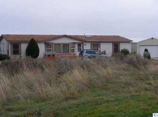 221 Jake Rd, Pasco, WA 99301