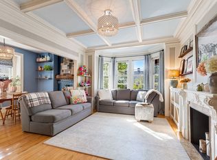 569 Franklin St APT 1, Melrose, MA 02176