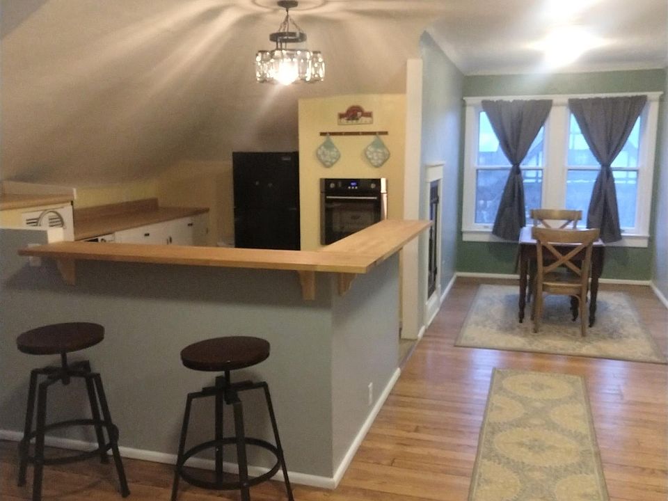 1st image of 2124 S Grand Blvd