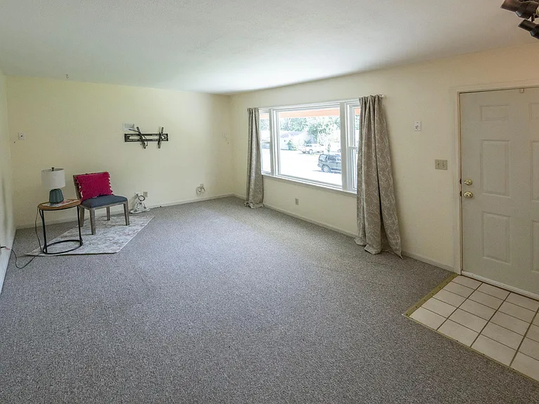 7430 Reeds Ln — Photo 12