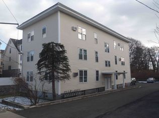 27 Cushing St APT 8, Stamford, CT 06907