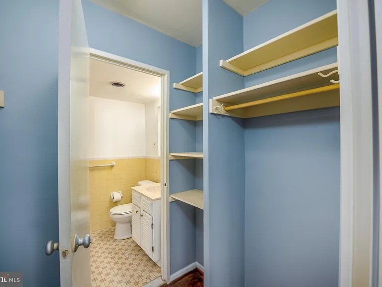1330 New Hampshire Ave NW #902 — Photo 8