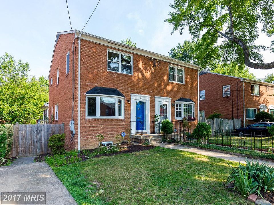 1st image of 520 John Carlyle St Unit 306
