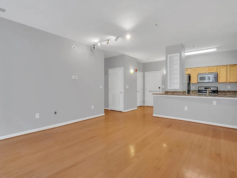 7923 Eastern Ave #904 — Photo 20