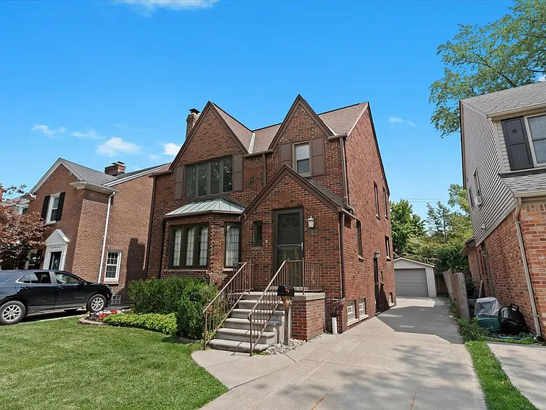 312 McKinley Ave #WHOLE HOUSE — Photo 39