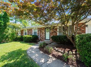 2 Cross Trail Ln, Saint Peters, MO 63376