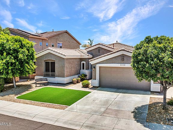 3rd image of 18055 W PARADISE Lane