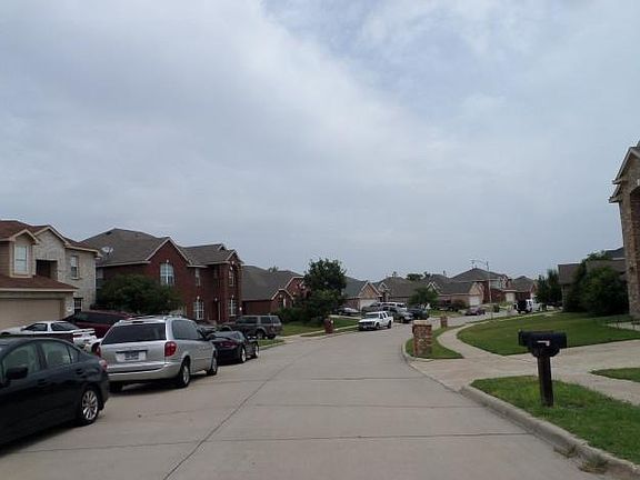 4th image of 309 Creek Point Ln