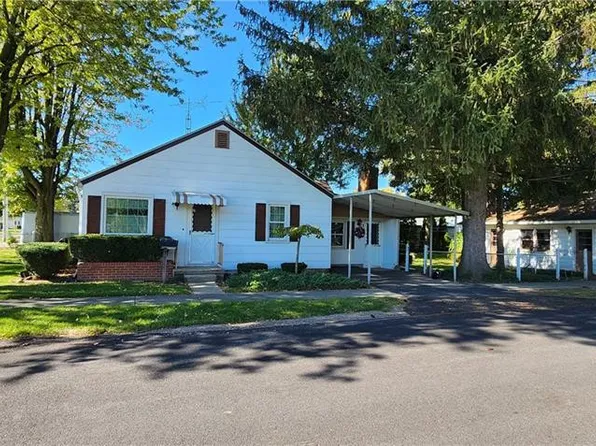 4 W Sugar St, Leipsic, OH 45856