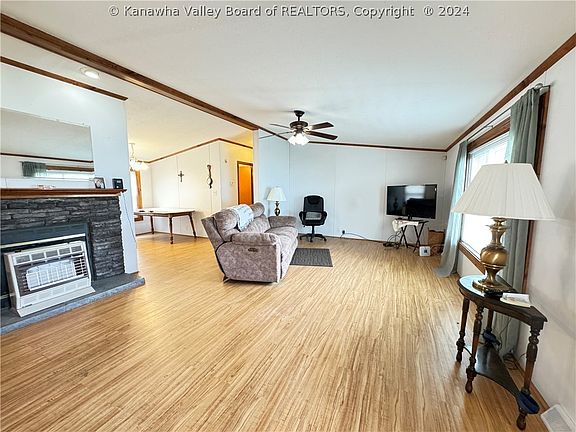 4th image of 3003 Elkdale Dr