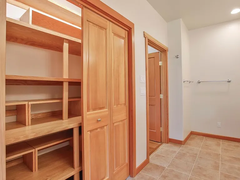 2385 Lake Forest Dr — Photo 19