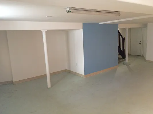 Rented by Realty Collective | media 52