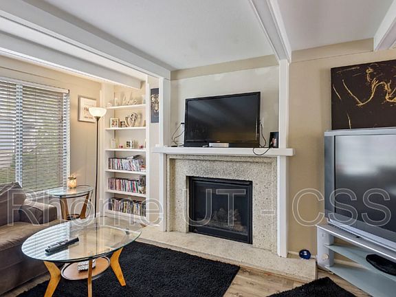2nd image of 1254 W Thames Ct