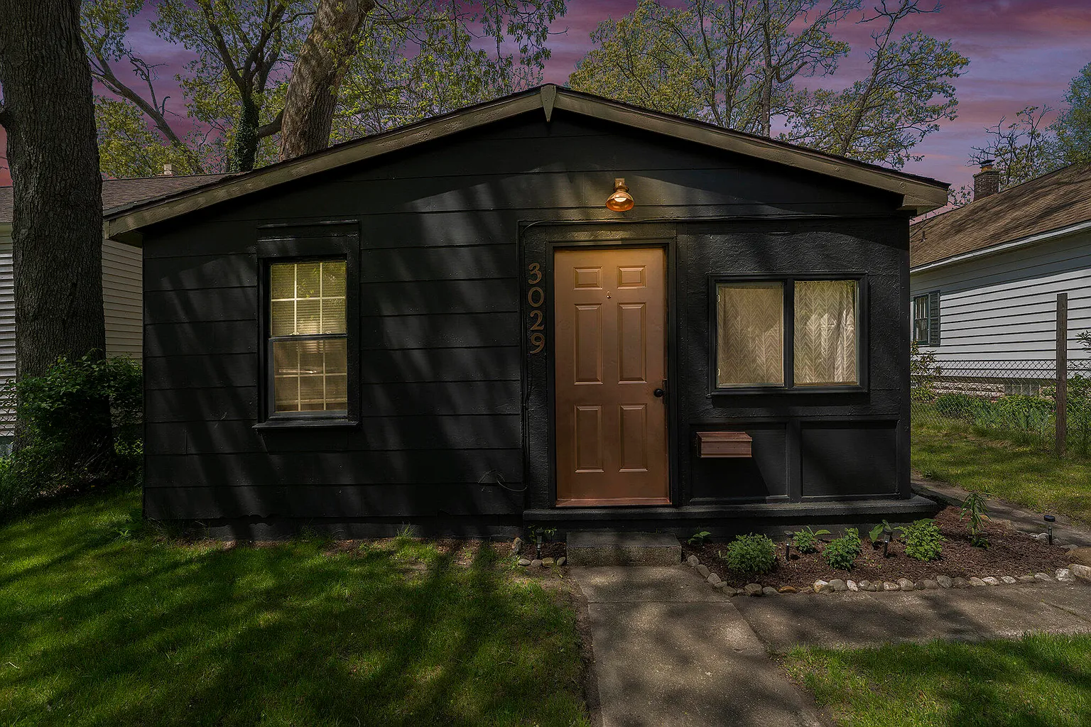 3029 Hoyt St photo 1