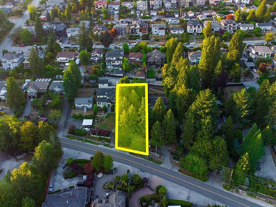 1st image of 4479 Marine Dr