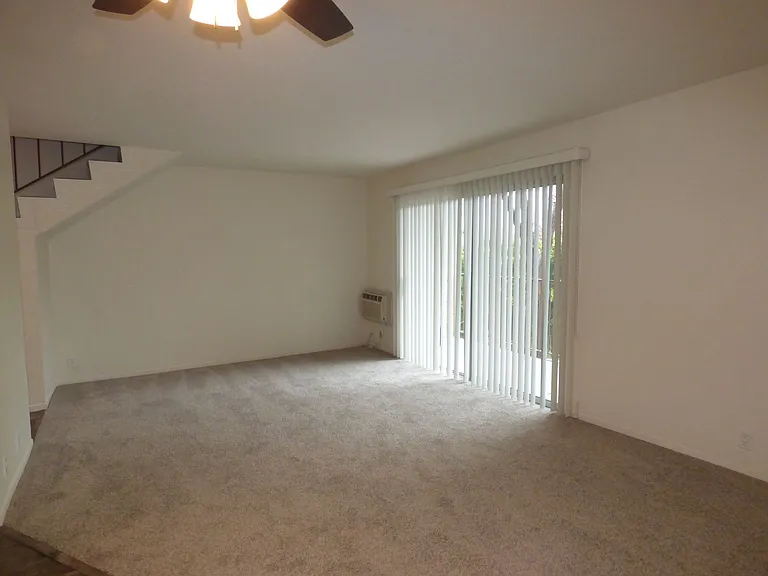5065 Thorne Dr — Photo 5