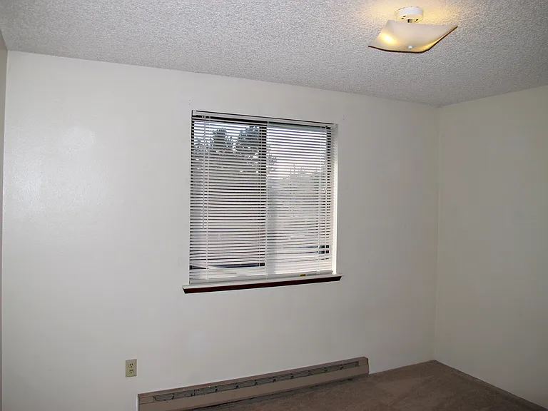 Park Place Condos (410 NE Izett St) — Photo 8