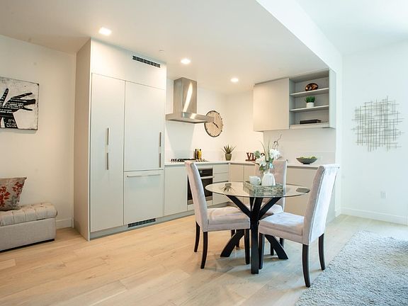 3rd image of 1545 Pine St APT 504
